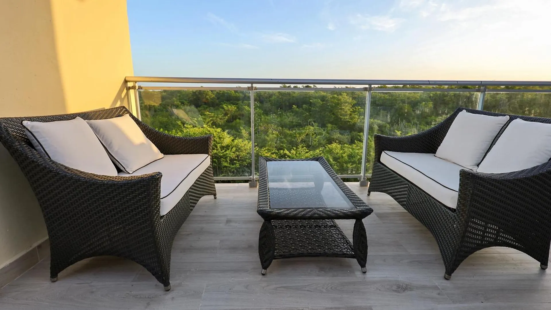 504 New, Fantastic Rooftop With Private Jacuzzi La Laguna Dominican Republic